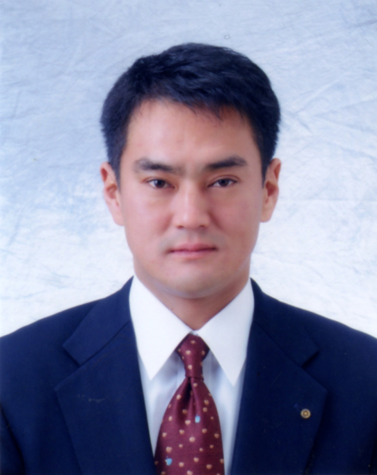 尾越優会長写真